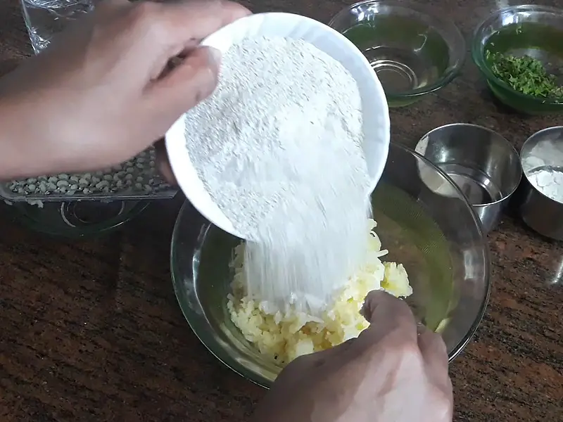 mashed potato added in kuttu flour