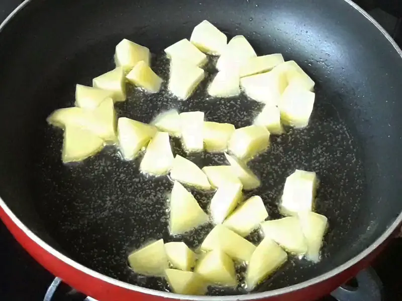frying potato in oil