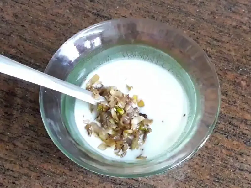 onion raita with tadka style