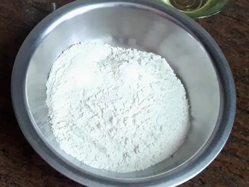 take all purpose flour in bowl for kneading