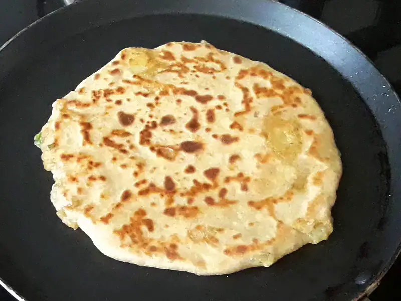 golden brown paratha from both sides