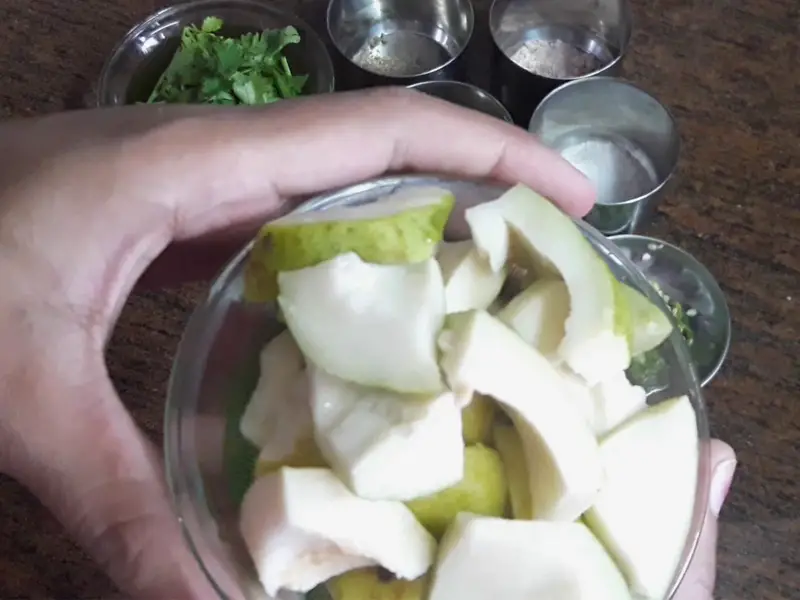 seeds removed from guava and cut into pieces