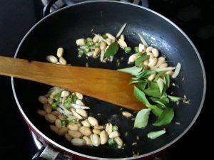 added curry leaves in tadka