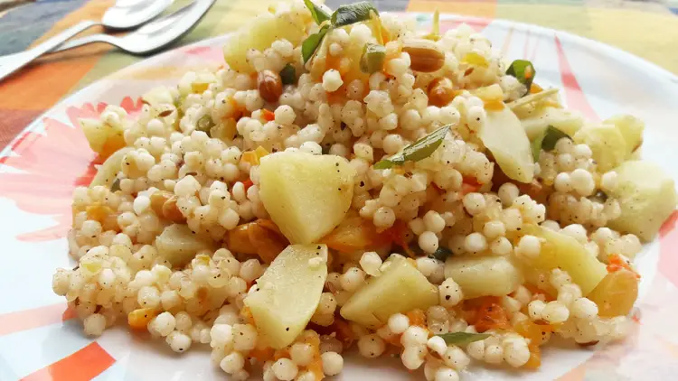 how to make sabudana khichdi