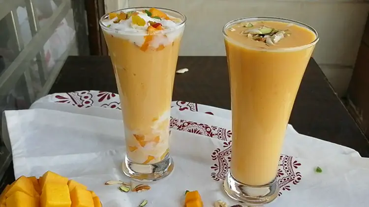 Mango Shake and Mango Mastani Recipe