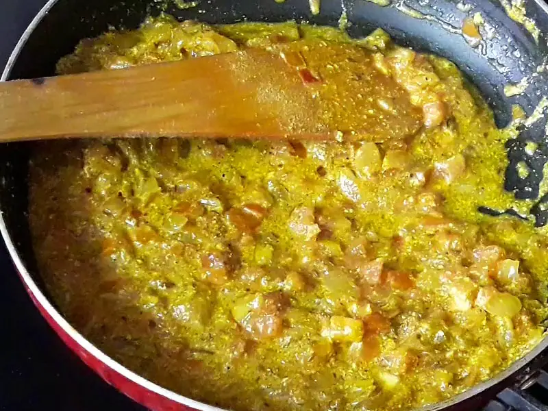 curd is added in the pan