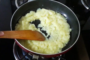 aloo-in-ghee-aloo-halwa