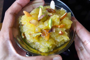 aloo-ka-halwa-for-vrat-is-ready