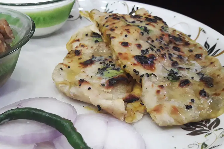 aloo-kulcha-recipe