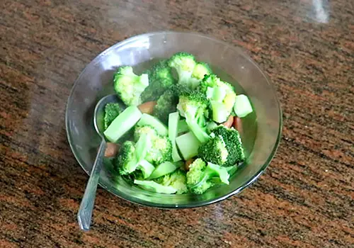 broccoli salad recipe steps-2