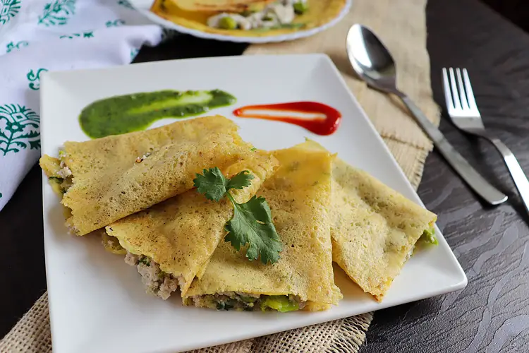 moong dal cheela stuffed with paneer