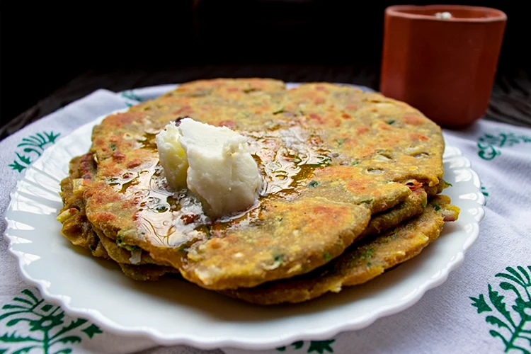 मिस्सी रोटी रेसिपी (Recipe of Missi Roti in Hindi)