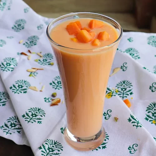 papaya smoothie with milk