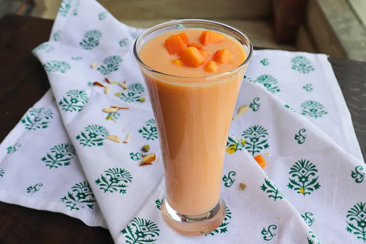 Papaya Smoothie Recipe with Milk