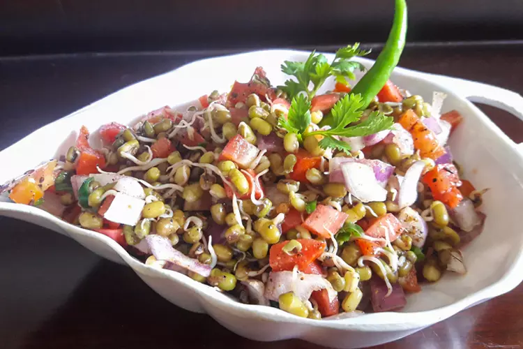 sprouts salad recipe